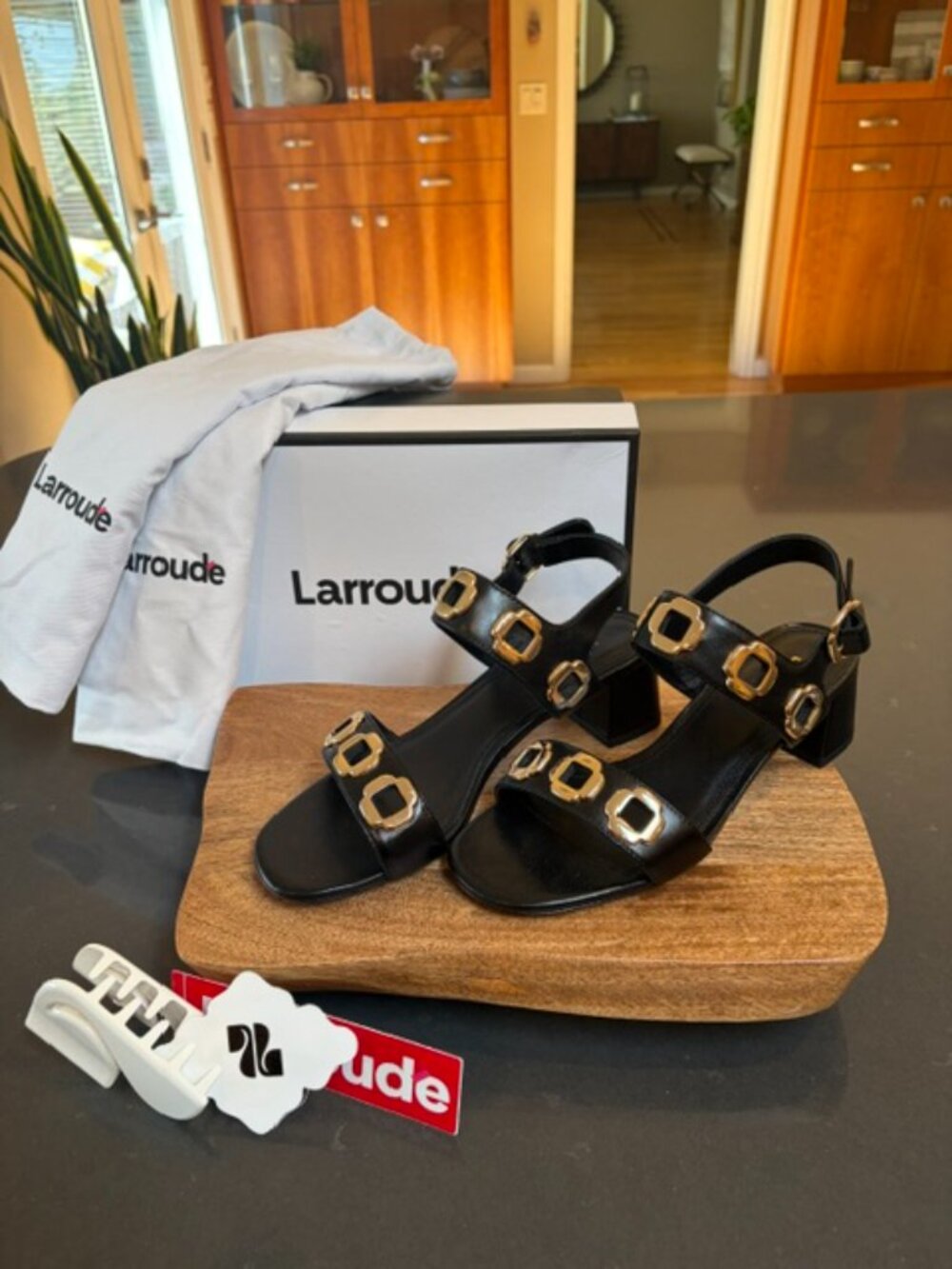 NWT/NIB Larroude Milan Sandal in Black Leather Size 8.5 - Picture 5 of 13
